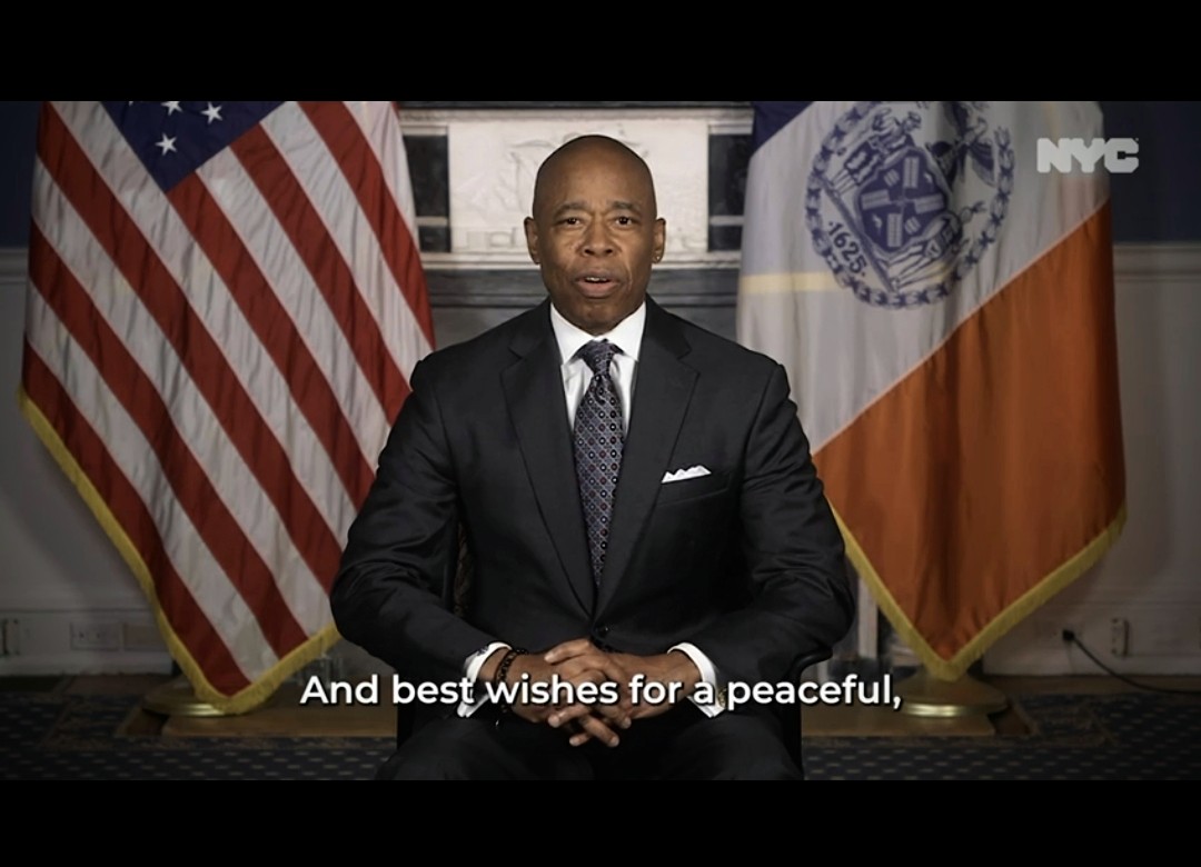 NYC Mayor Eric Adams speaks about asylum seeker crisis - Pause the ...